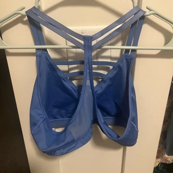 EUC Victoria's Secret Strappy Blue Bra - Picture 2 of 5